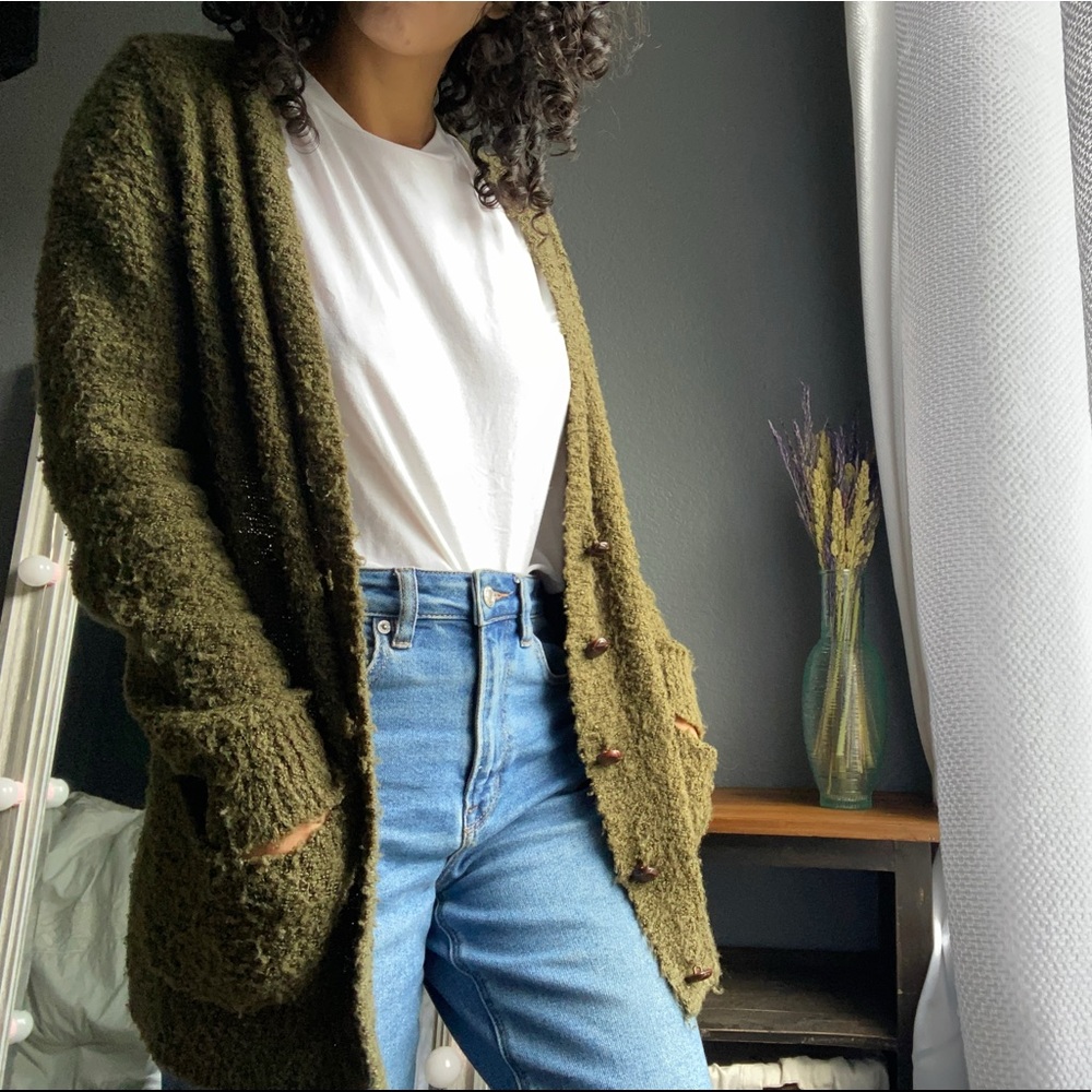 Button up knit cardigan